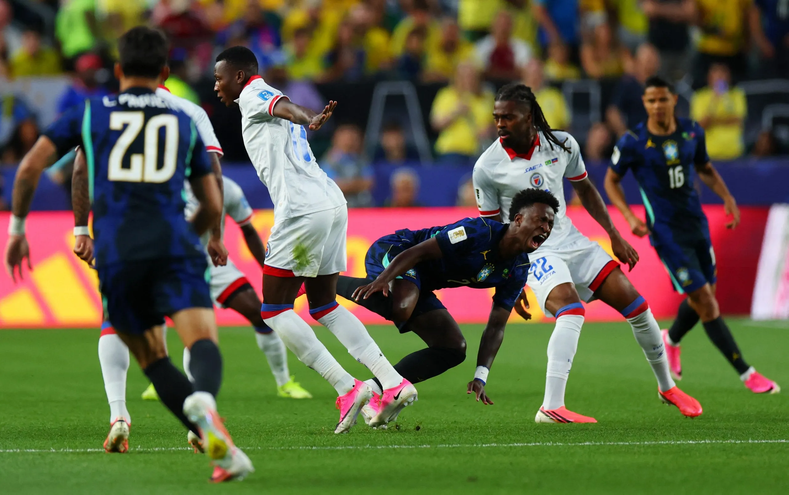 Vinicius Junior looks for a penalty.