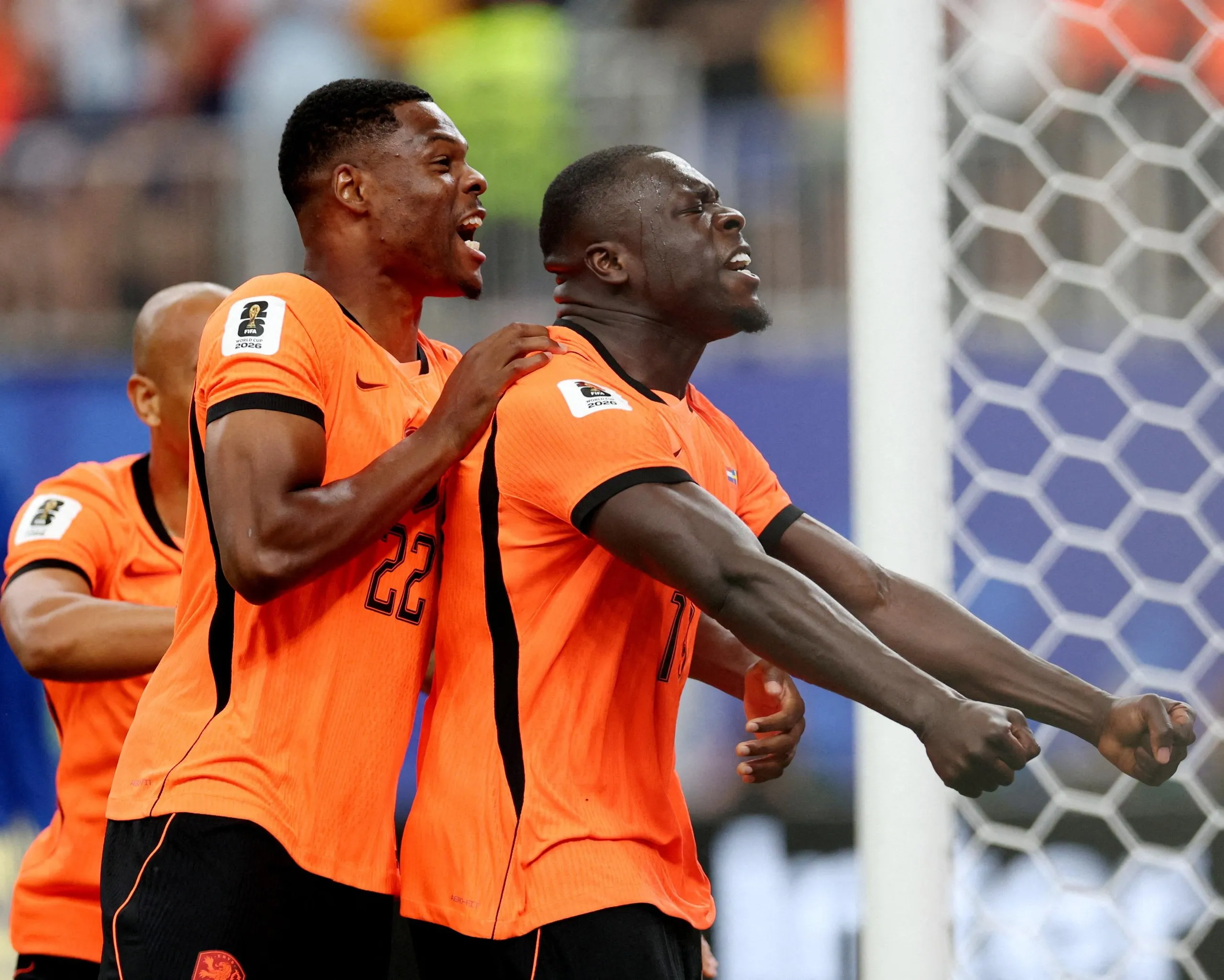 FIFA World Cup 2026 - Group F - Netherlands v SwedenSoccer Football - FIFA World Cup 2026 - Group F - Netherlands v Sweden - Houston Stadium, Houston, Texas, U.S. - June 20, 2026
Netherlands' Brian Brobbey celebrates scoring their first goal with Denzel Dumfries REUTERS/Phil Noble     TPX IMAGES OF THE DAY